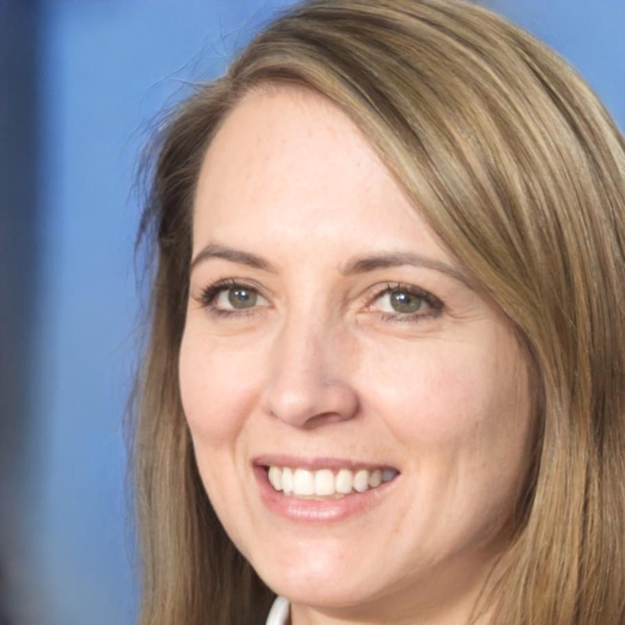 Marie Dubois, Directrice de Développement