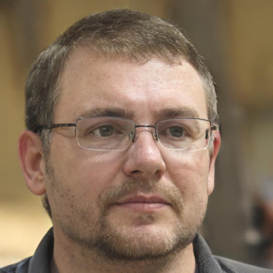 Portrait de Thomas Laurent, Spécialiste en Analyse Prédictive